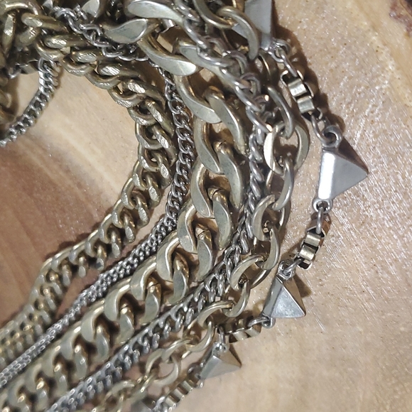 🔥3FOR15🔥Silver and Gold layered chunky necklace - Picture 2 of 2